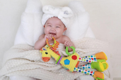 莱州宝宝的口欲期